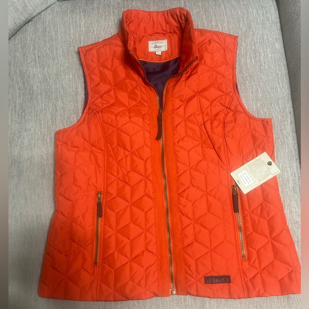 G H Bass Women's Quilted Orange Vest Size L
